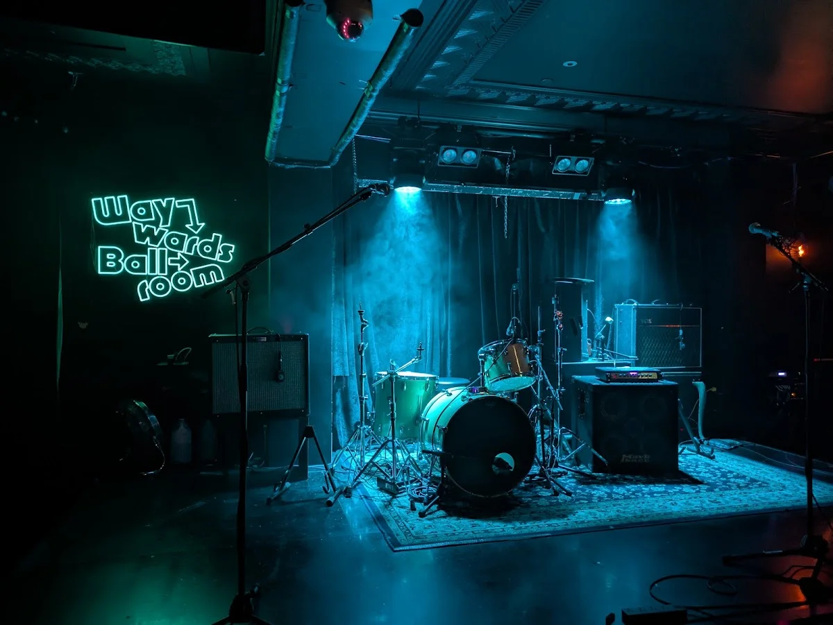 Adam Newling - Foxtrap Tour